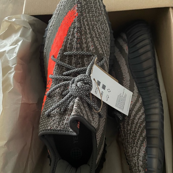 Yeezy 350 men’s size 12 dark carbon baluga - Picture 2 of 6